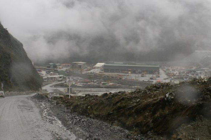 Freeport dan Bisnis Orang Kuat