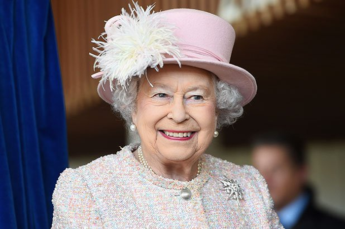Menurut Royak Chef resminya, hal ini dikarenakan preferensi menu makanan yang tidak banyak berubah sejak Ratu Elizabeth II awal menjabat sampai sekarang.