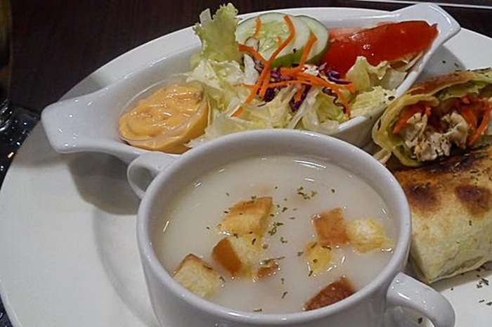 Tortilla Wrap, Sajian Baru di Kenny Rogers Roasters