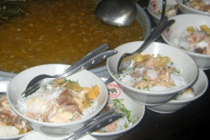 Gurihnya Soto Gading Solo
