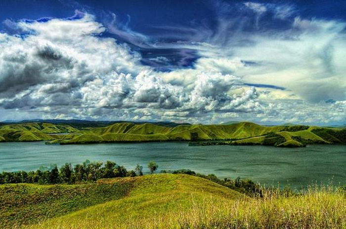 Danau Sentani