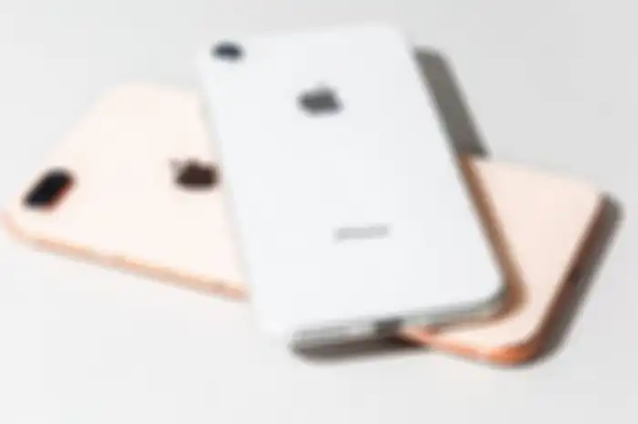 iPhone 8 dan iPhone X
