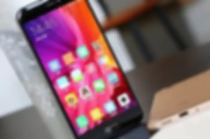 Perbandingan harga Xiaomi Mi 5C