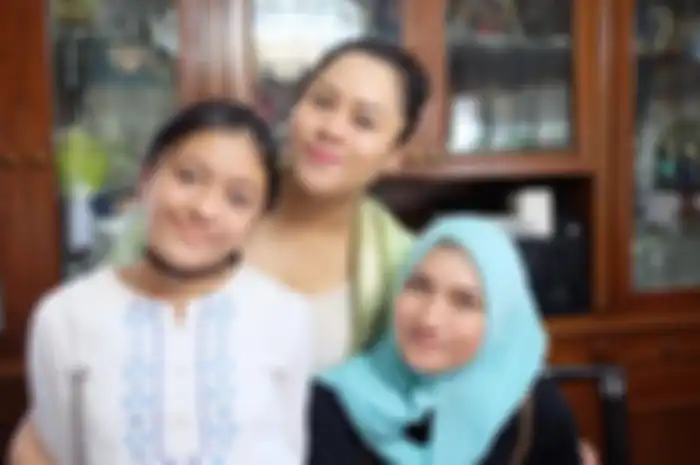 Alleia Ananta Irhan, Adik Sarah Amalia, dan Sarah Amalia