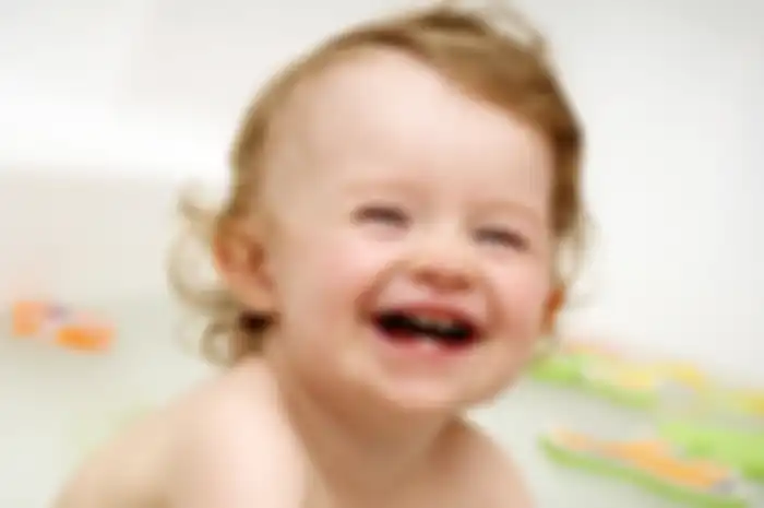 Gigi bayi