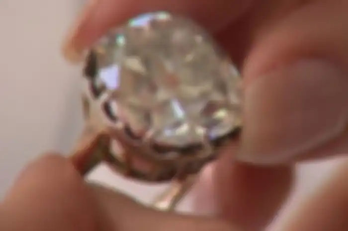 Cincin berlian