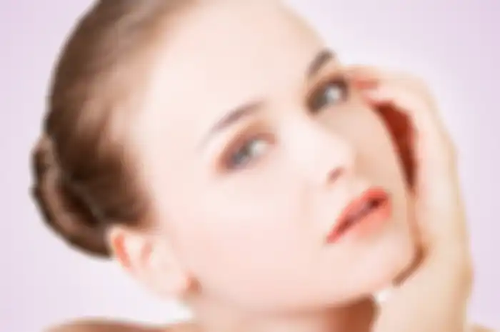 memutihkan wajah dengan bleaching, amankah?