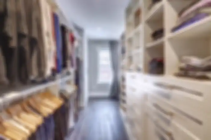 wardrobe | dok. spacesolutions.ca