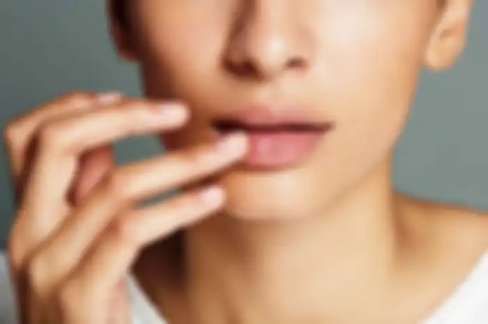 Langkah tepat scrub bibir