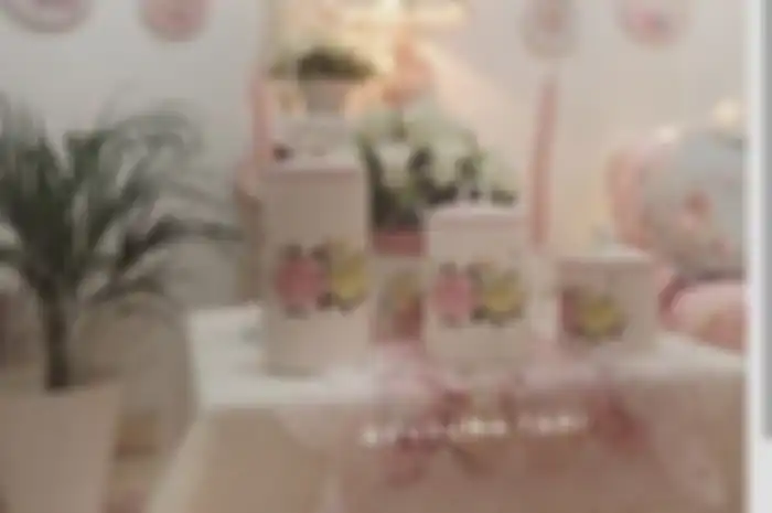 Dominasi pink 