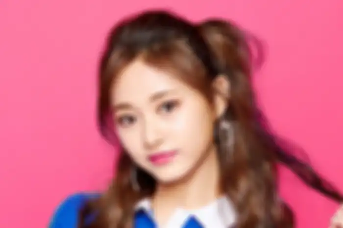 Tzuyu 'TWICE' wavy hair
