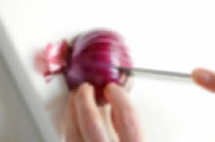 Nyesel Baru Tau, Meletakkan Bawang Merah di Dalam Kamar Membawa Banyak Manfaat, Salah Satunya Meringankan Masuk Angin dan Kembung
