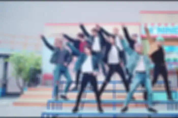 SF9