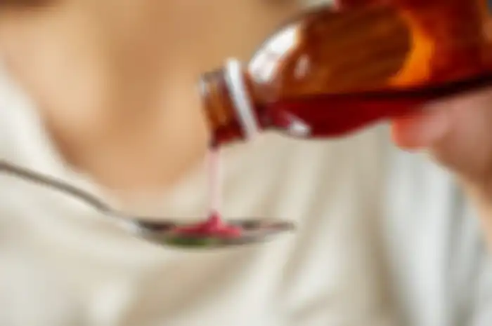 Ilustrasi obat batuk sirup