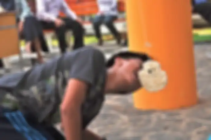 Lomba Makan Kerupuk Untuk Merayakan 17 Agustus Di SMANU MH Thamrin 