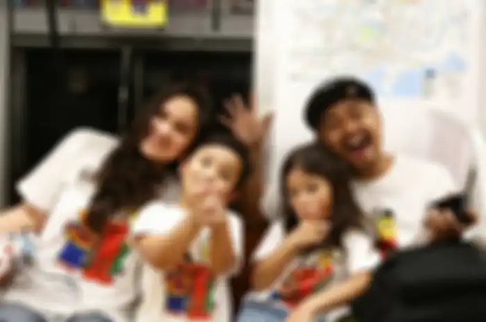Wendy Cagur bersama istri dan anaknya.