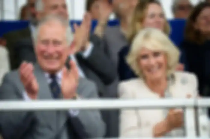 Pangeran Charles dan Camillia Parker Bowles.