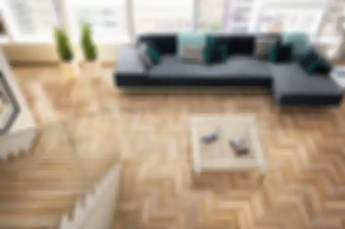 Lantai parquet dengan pilihan motif yang memberi kesan dinamis.