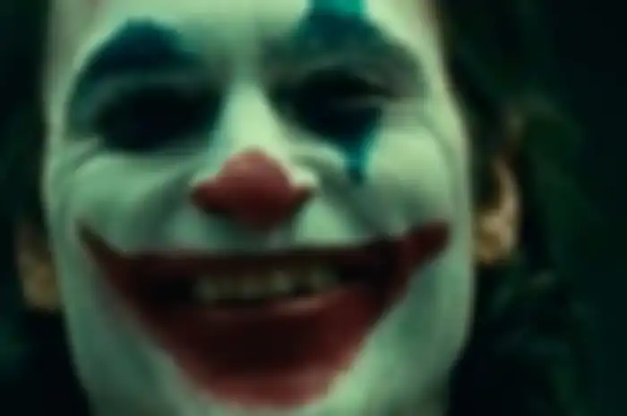 Joaquin Phoenix sebagai Joker