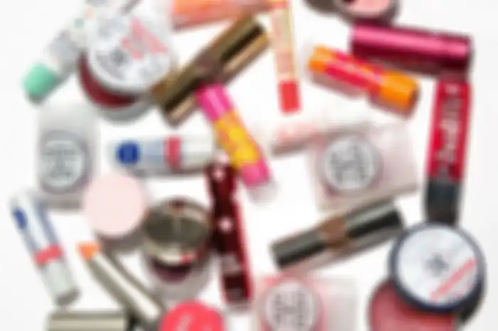 Perbedaan Lip Butter, Lip Balm, Lip Gloss, Lipstick, Lip Cream, Lip Tint, dan Lip Liner