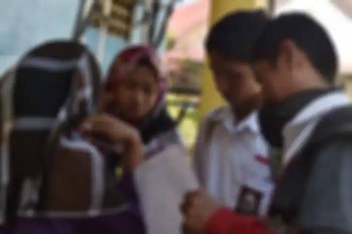 Pelajar di Palu-Donggala Mulai Sekolah, Hari Pertama Nggak Belajar Tetapi Melakukan Kegiatan Ini!
