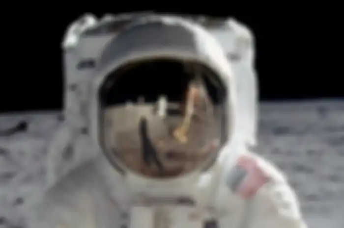 3 Hal yang Nggak Lo Tau Soal Manusia Pertama di Bulan dari Film FirstMan!