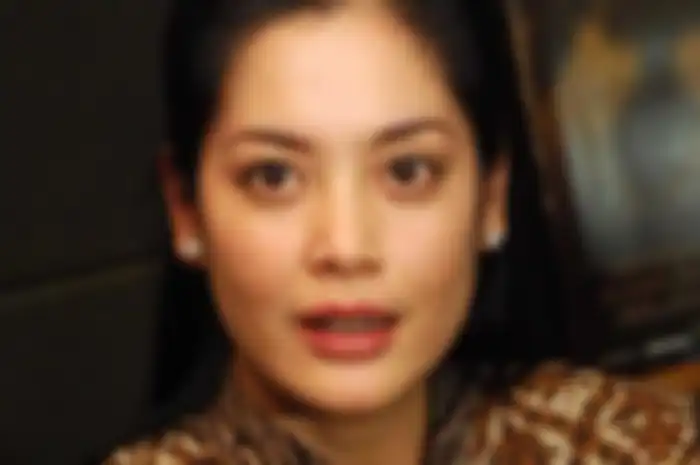 Jarang Muncul, Penampilan Terkini Lulu Tobing Curi Perhatian! Awet Muda dan Cantik