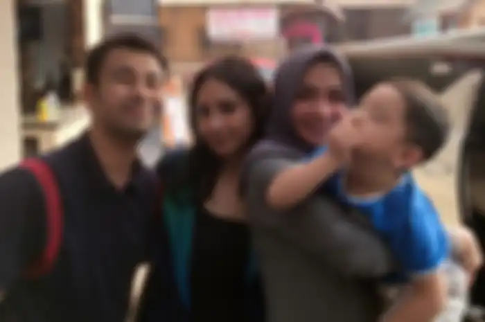 Raffi Ahmad, Nagita Slavina, Rieta Amilia dan Rafathar