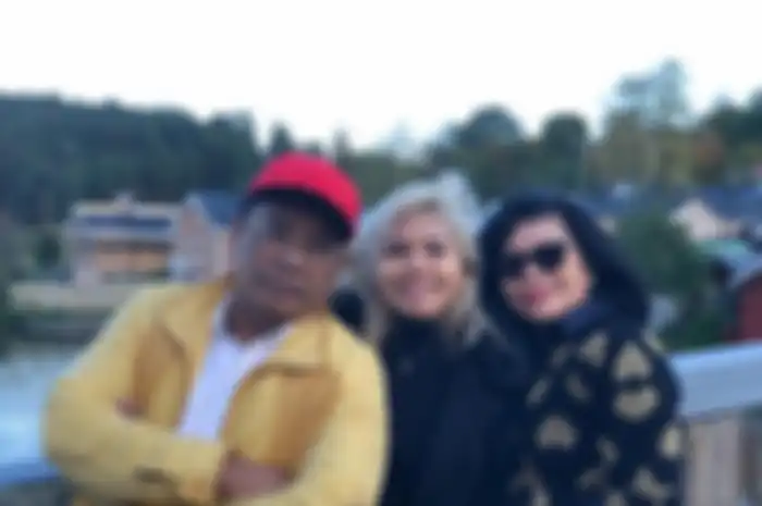 Bangga putrinya jadi lawyer di perusahaan raksasa dunia, Hotman Paris rela gelontorkan miliaran belikan apartemen mewah untuk Felicia