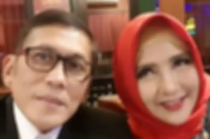 Sepi job, Yati izinkan Pangky banting setir jualan martabak khas bangka.