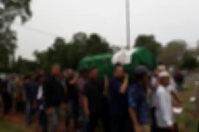 Titi Qadarsih dimakamkan di TPU Tanah Kusir, Jakarta Selatan, Selasa (23/10/2018).