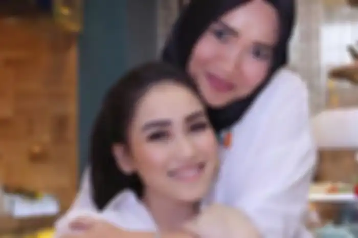 Umi Kalsum, Ibu Ayu Ting-Ting
