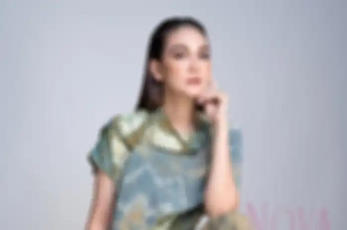 Blak-blakan, Luna Maya Akui Kerap Diajak Ketemuan dengan Pejabat Tinggi!