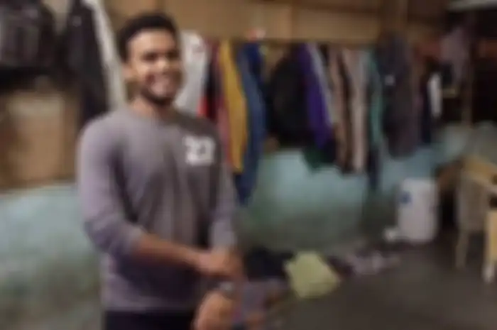 Hitarth Dholakia, si anak miliarder yang disuruh hidup miskin.