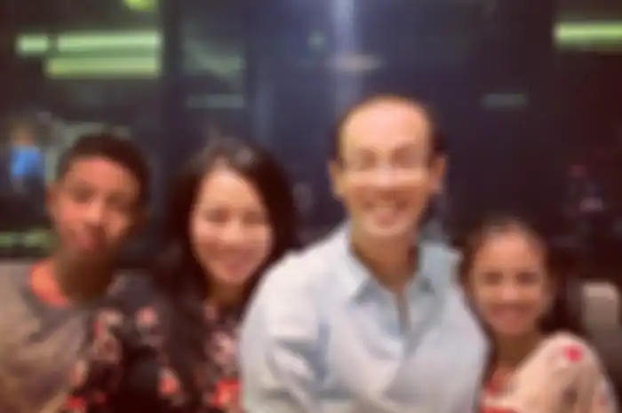 Suami Dee Lestari, Reza Gunawan