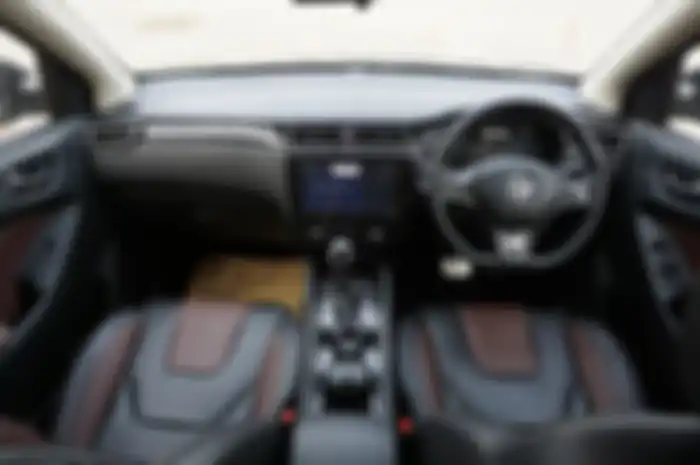 Ilustrasi Audio di Dalam Mobil
