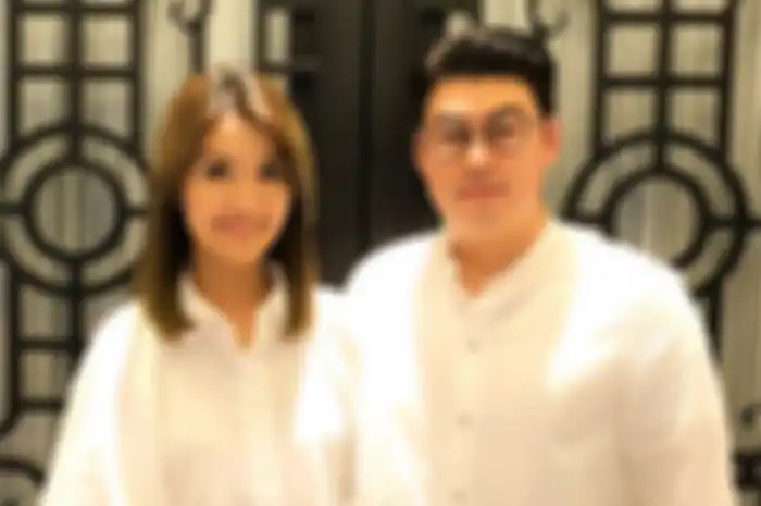 Asty Ananta dan suami, Hendra Suyanto