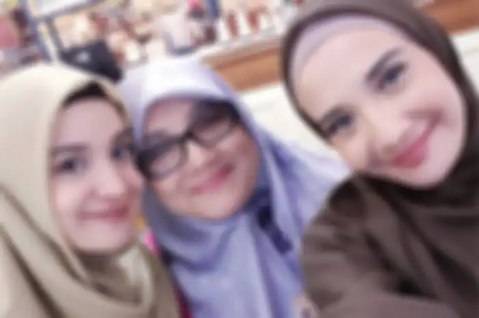 Zaskia Sungkar, Shireen Sungkar dan Fenny Bauty