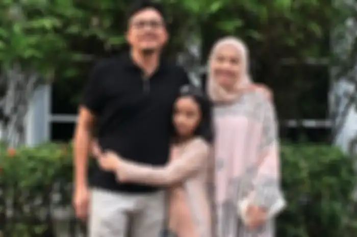 Laudya Cynthia Bella, Engku Emran, dan Aleesya