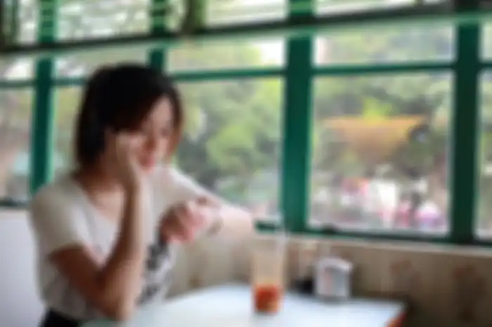 Menghadapi teman sering ngaret