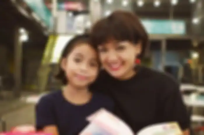 Zivara Ruciragati Syarif, putri sulung Nirina Zubir pernah mengalami kelainan darah