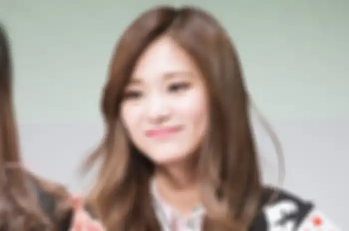 Tzuyu 'TWICE'
