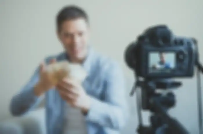 Ilustrasi YouTuber