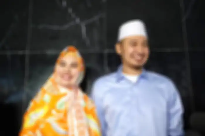 Kartika Putri dan Habib Usman bin Yahya. 