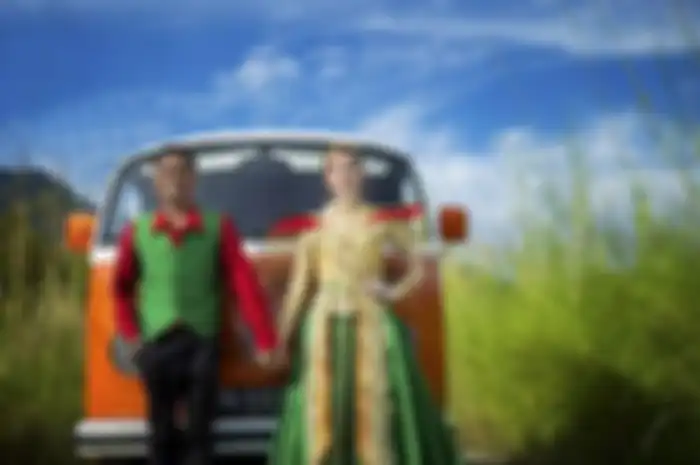 Bayu Kumbara dan Jennifer  Jennifer Brocklehurst