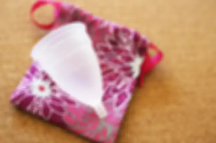 Jangan Asal Pakai Menstrual Cup, Salah-Salah Bisa Iritasi dan Keputihan!