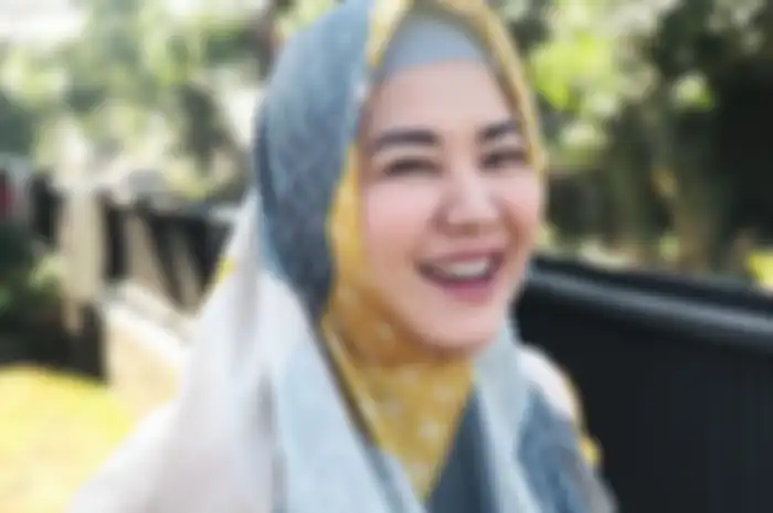 Siap untuk Menikah, Risa Saraswati Minta Restu dari Teman-teman Hantunya