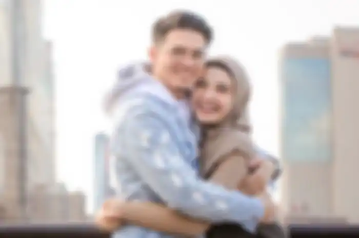 Irwansyah dan Zaskia Sungkar 