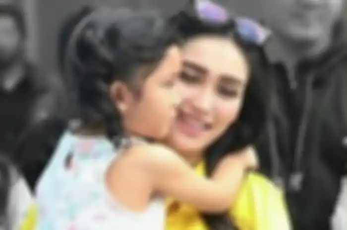 Ayu Ting TIng