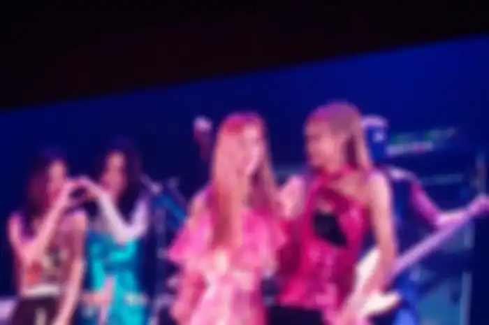 Konser BLACKPINK yang bertajuk '2019 World Tour BLACKPINK In Your Area Jakarta' itu dibuka dengan lagu 'Ddu Du Ddu Du' 